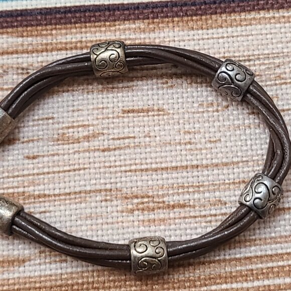 Premier Designs Cheyenne Bracelet Brown Leather Retired - Picture 3 of 5